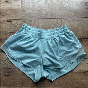 Lululemon Women's Light Blue Hotty Hot 2.5” Short